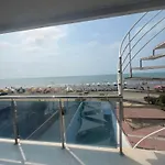 habitacion con vista al mar